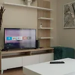 Haris Apartment *