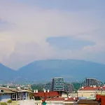 Haris Tirana