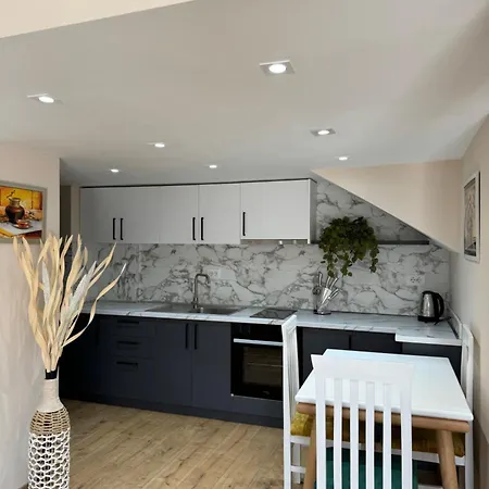 Haris Apartment *