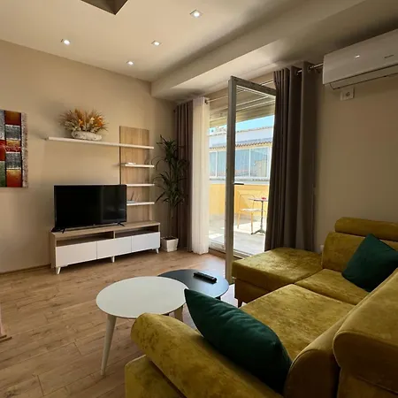 Haris Apartment Tirana