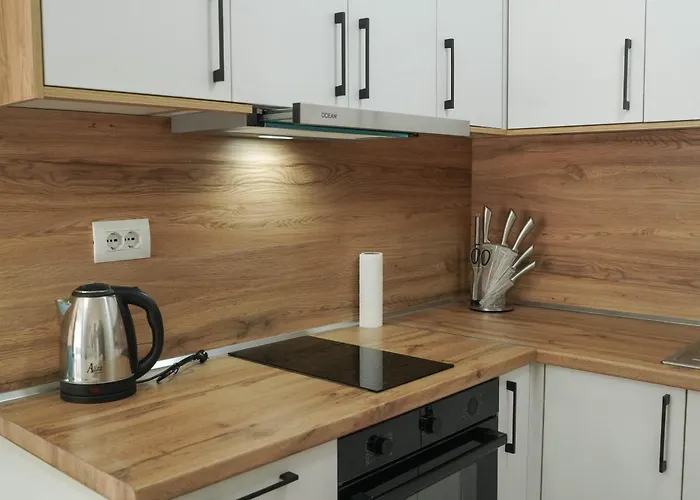 Haris アパート ティラナ